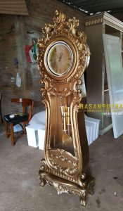 Jam Hias Jati Gold