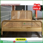 Tempat Tidur Jati 160×200 Kombinasi Rotan Dipan Minimalis Dipan Jati