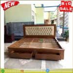 Tempat Tidur Jati Laci 2 Dipan Jati 160×200 Sandaran Busa