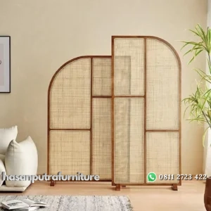 Sketsel jumbo kayu jati tua penyekat ruangan rotan alami Indonesia Furniture