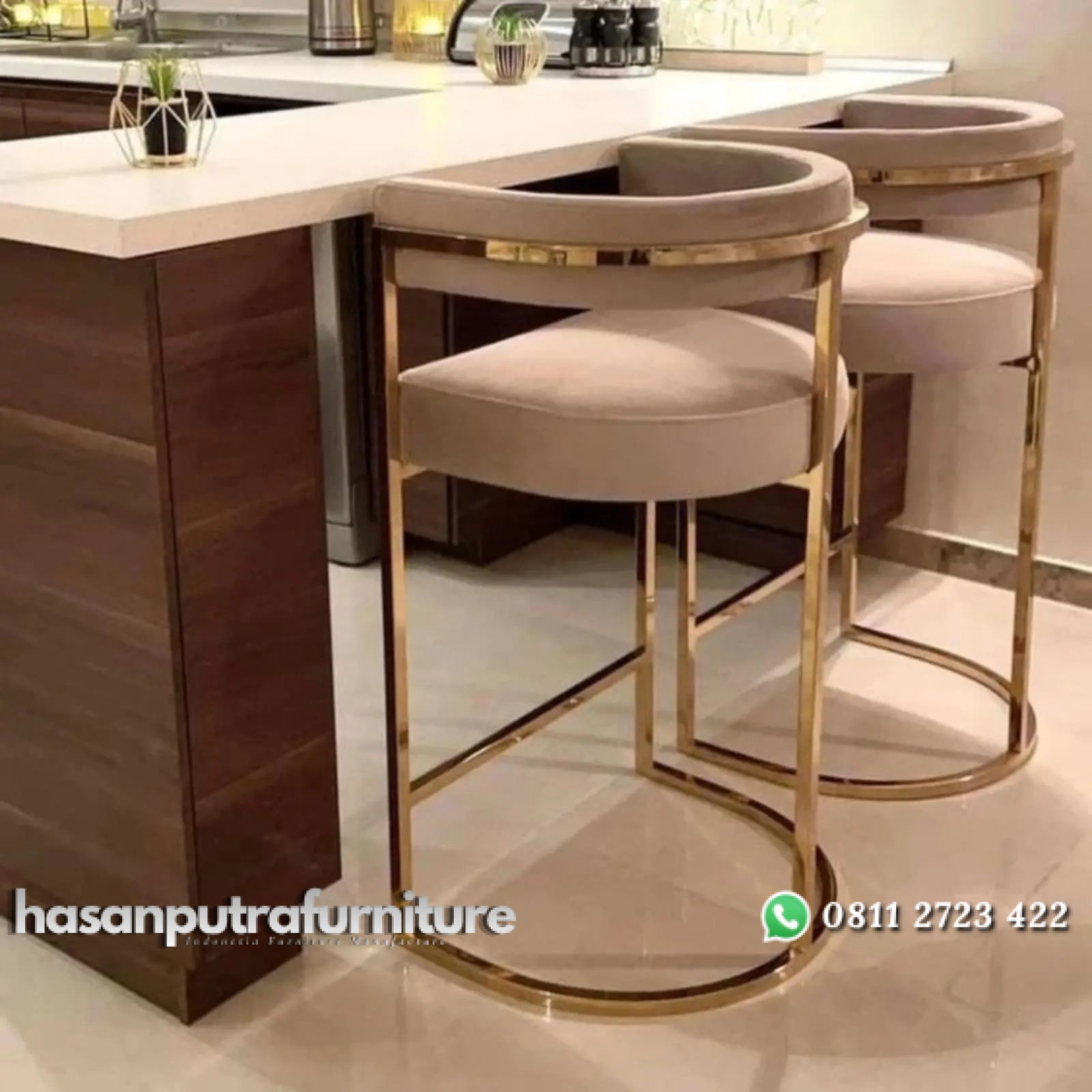 Kursi bar stainless gold terbaru bar stool kain bludru Indonesia Furniture 1 Kursi bar stainless gold terbaru bar stool kain bludru Indonesia Furniture