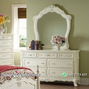 Meja Rias Ukir Jepara “Klasik” Hasan Putra Furniture Jepara - Indonesia Furniture