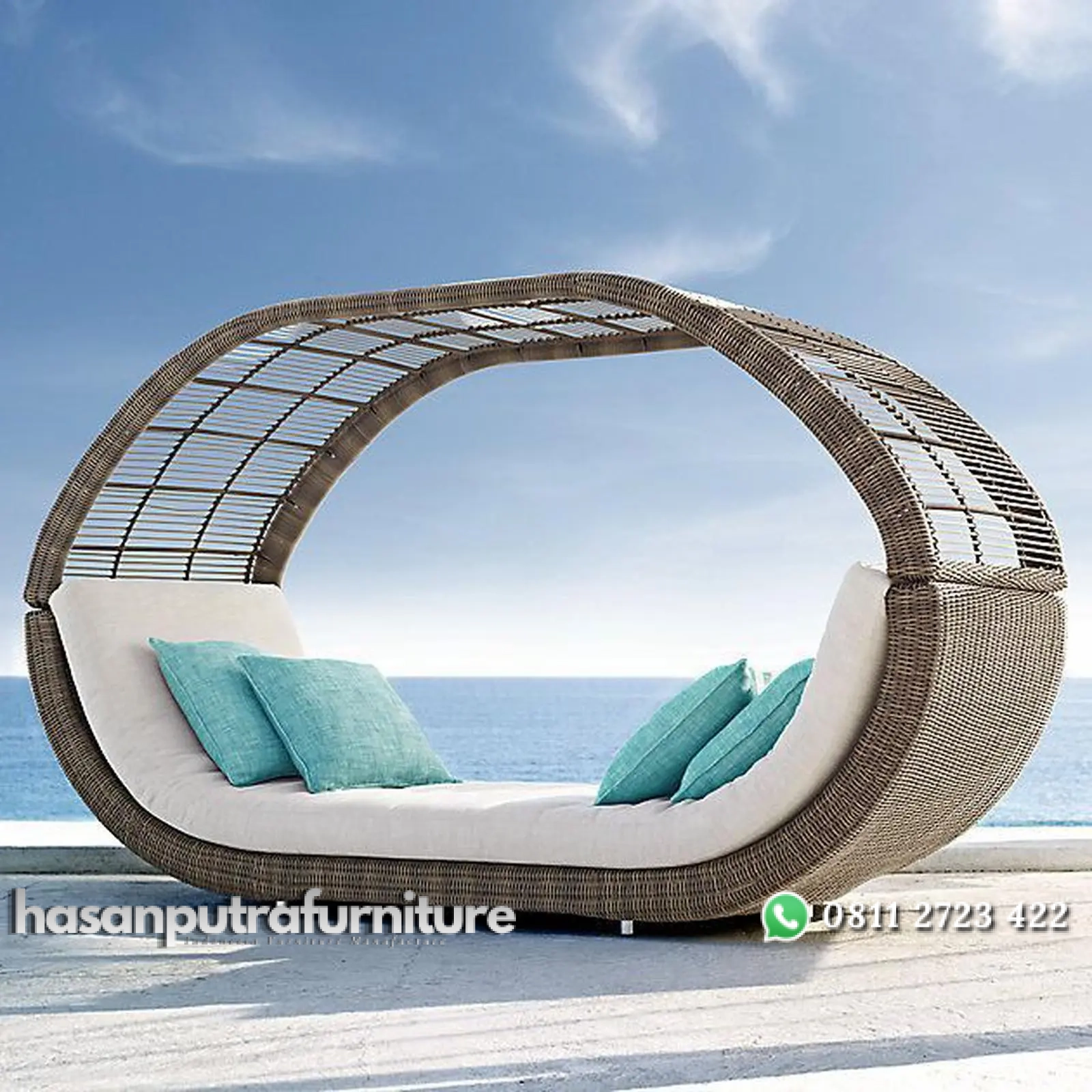 Daybed rotan sintetis jumbo daybed bantalan tebal Indonesia Furniture 1 Daybed rotan sintetis jumbo daybed bantalan tebal Indonesia Furniture
