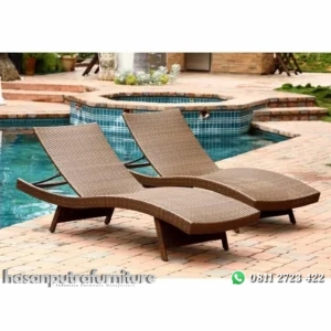 Kursi lonjer rotan sintetis terbaru kursi lonjer outdoor Indonesia Furniture