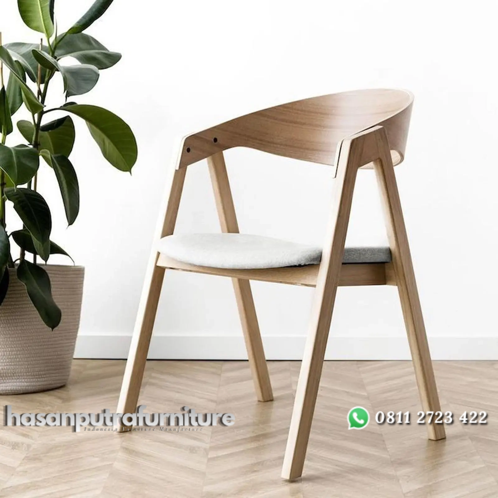 Kursi resto terbaru kursi makan mewah kombinasi busa Indonesia Furniture 1 Kursi resto terbaru kursi makan mewah kombinasi busa Indonesia Furniture