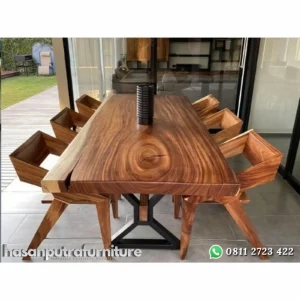Set meja makan trambesi top kotak kaki besi kursi makan unik Indonesia Furniture