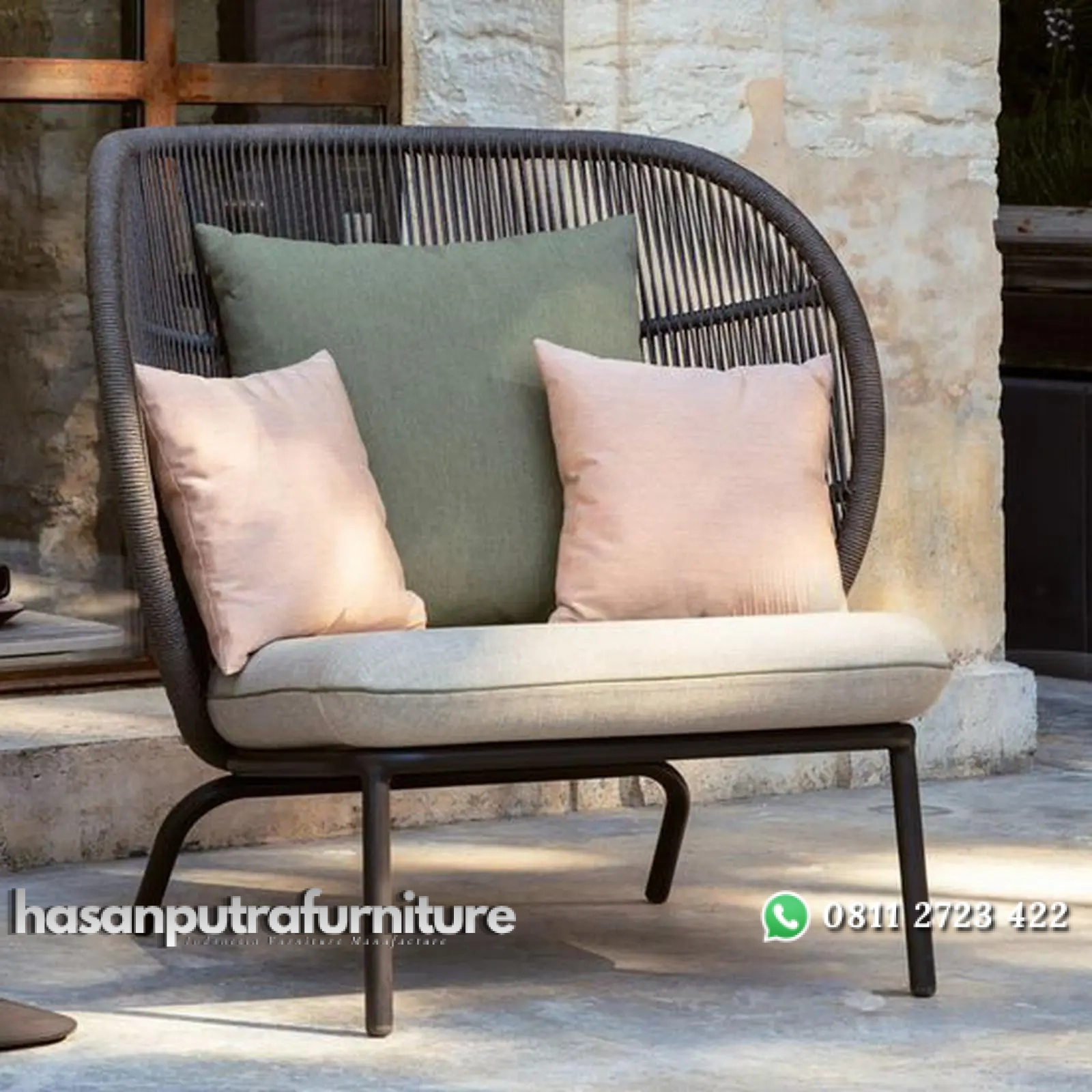 Kursi santai rajut tali dudukan busa full bantalan Indonesia Furniture 1 Kursi santai rajut tali dudukan busa full bantalan Indonesia Furniture