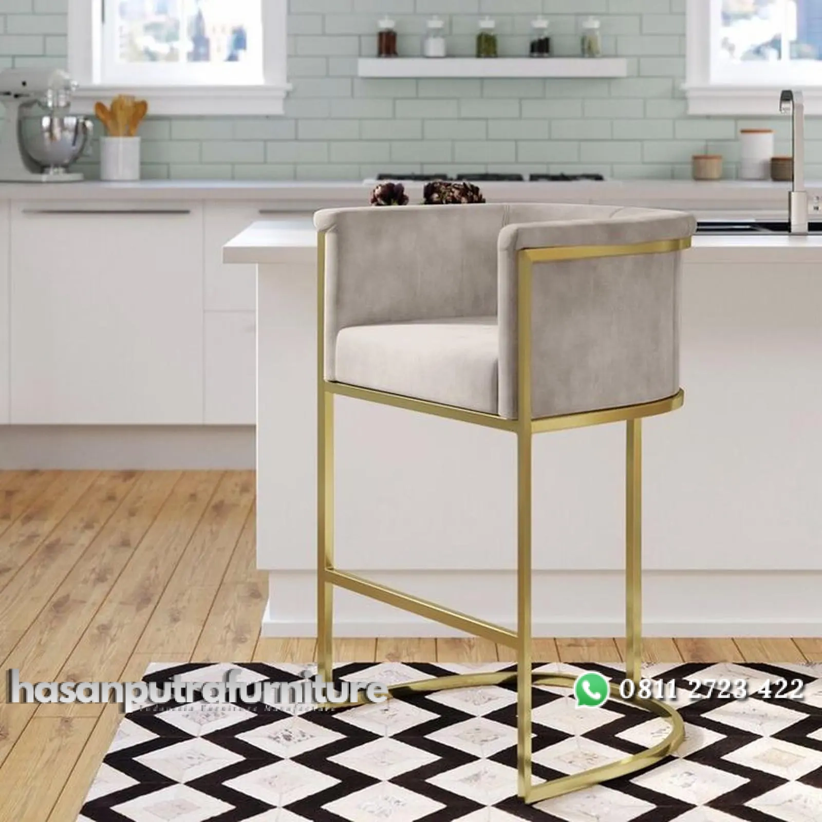 Kursi bar besi finishing gold kursi bar terbaru lengkung Indonesia Furniture 1 Kursi bar besi finishing gold kursi bar terbaru lengkung Indonesia Furniture