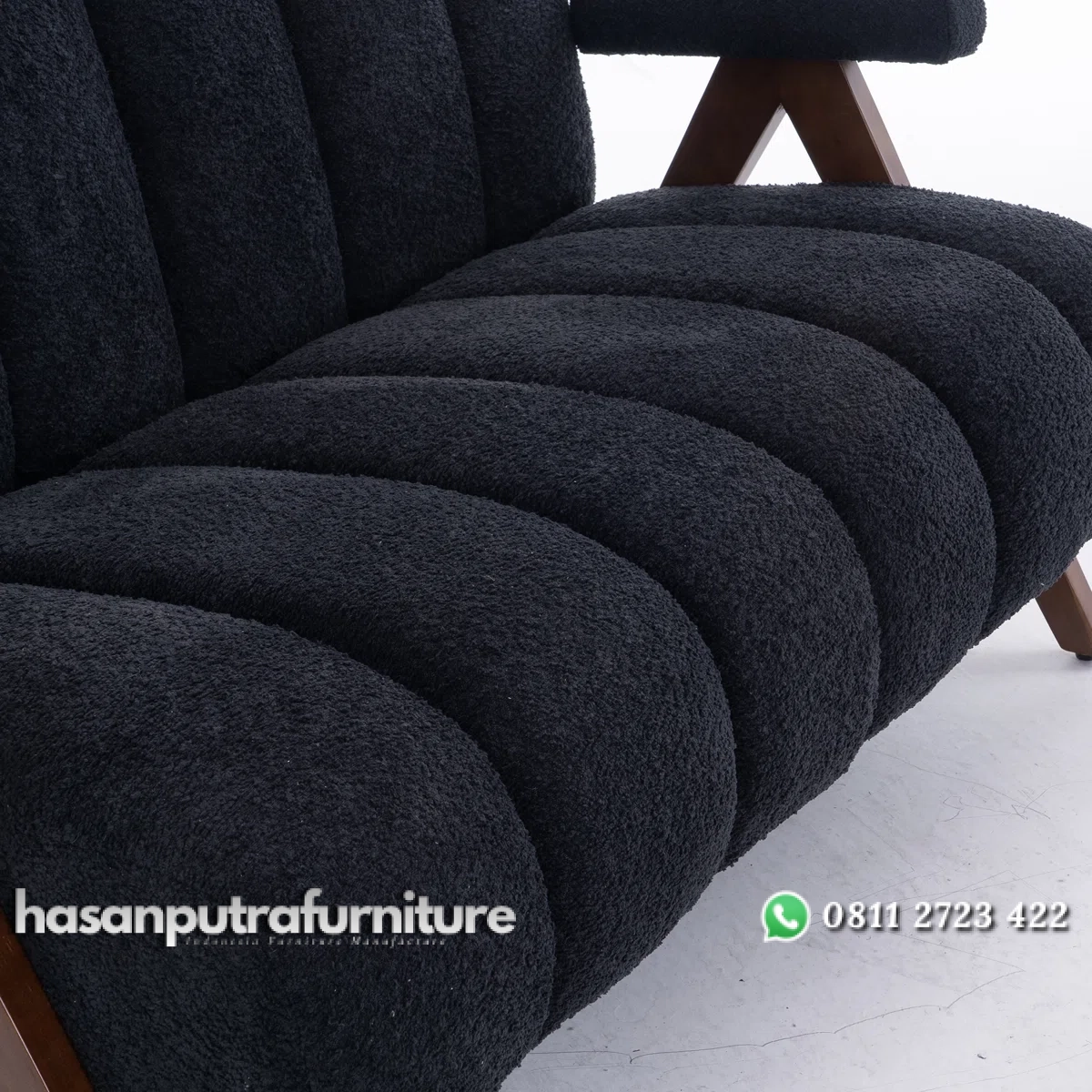 George Callen Set Sofa Tamu Kekinian Kayu Jati Minimalis Hasan Putra Furniture Jepara - Indonesia Furniture 3 George Callen Set Sofa Tamu Kekinian Kayu Jati Minimalis Hasan Putra Furniture Jepara - Indonesia Furniture - Gambar 3
