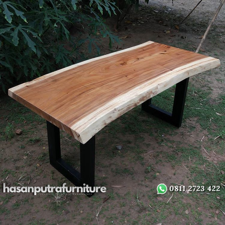 Meja Makan Trembesi Tanpa Sambungan Hasan Putra Furniture Jepara - Indonesia Furniture 1 Meja Makan Trembesi Tanpa Sambungan Hasan Putra Furniture Jepara - Indonesia Furniture