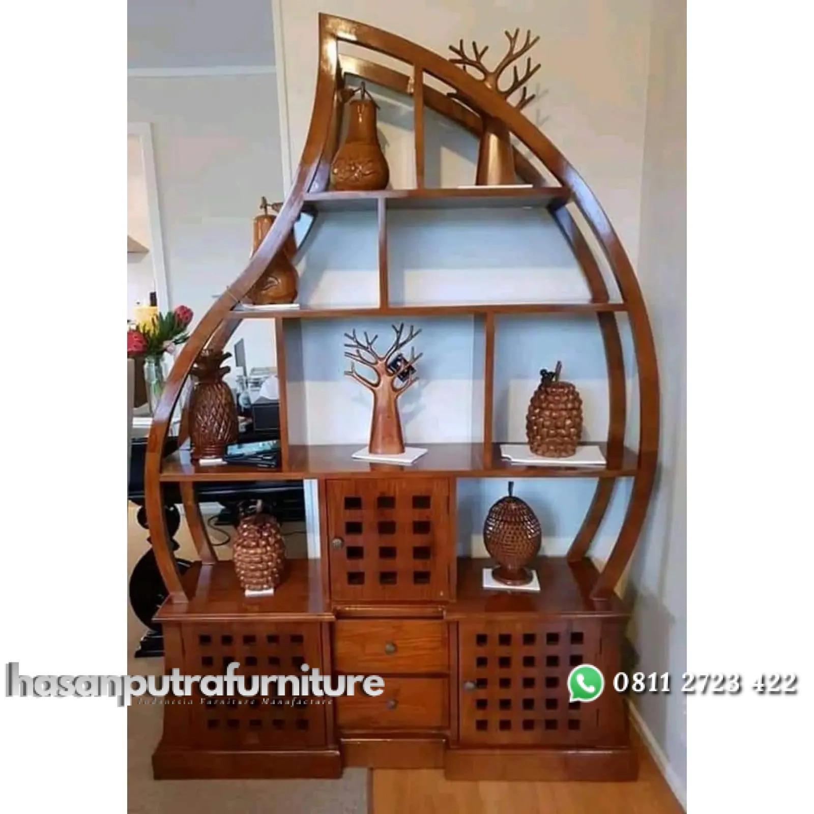 Partisi tempat naruh benda benda kayu jati Indonesia Furniture 1 Partisi tempat naruh benda benda kayu jati Indonesia Furniture