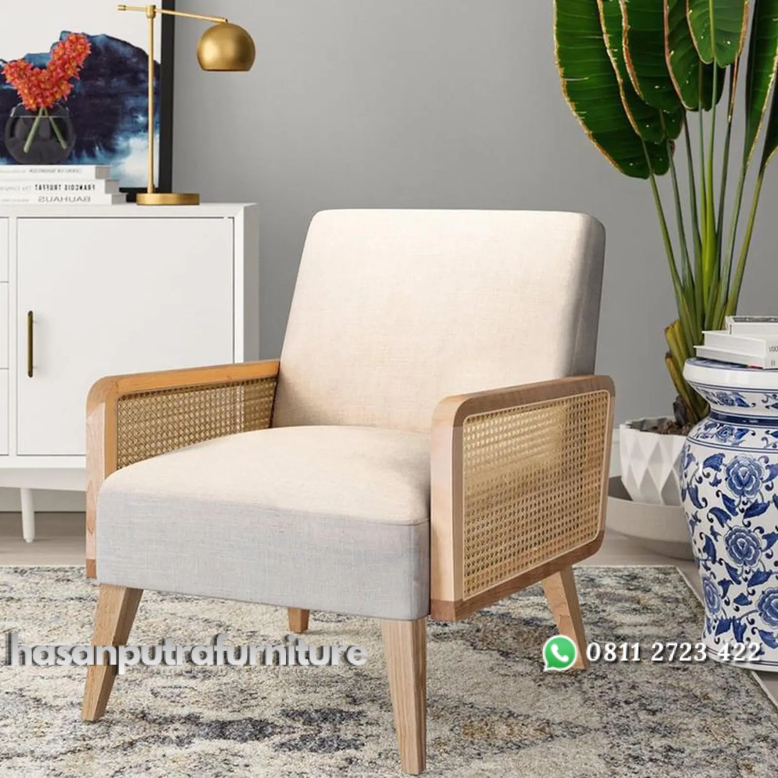 Kursi santai lengan kayu jati kombinasi rotan busa tebal Indonesia Furniture 1 Kursi santai lengan kayu jati kombinasi rotan busa tebal Indonesia Furniture