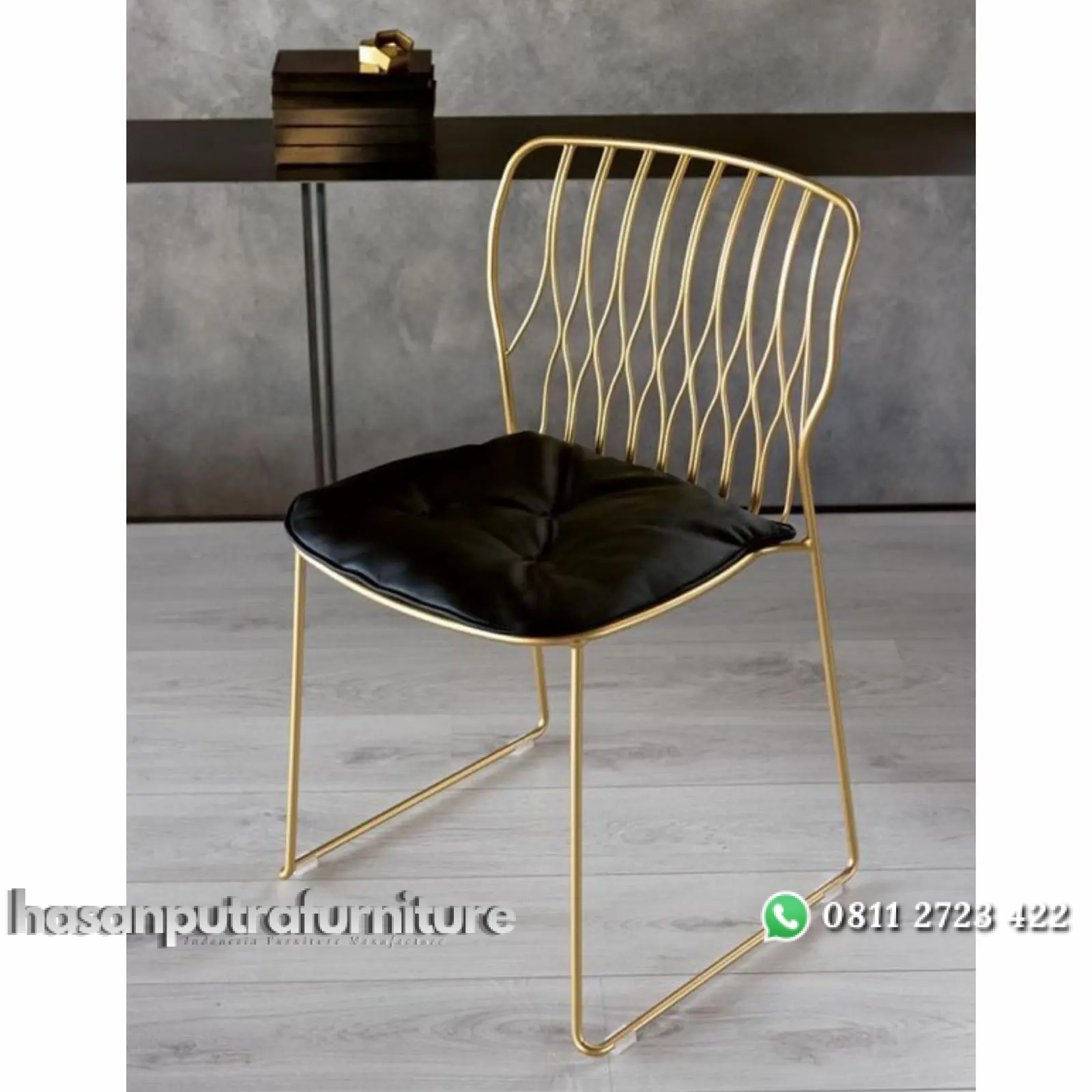 Kursi cafe besi jari2 dudukan jok oscar kursi makan modern Indonesia Furniture 1 Kursi cafe besi jari2 dudukan jok oscar kursi makan modern Indonesia Furniture