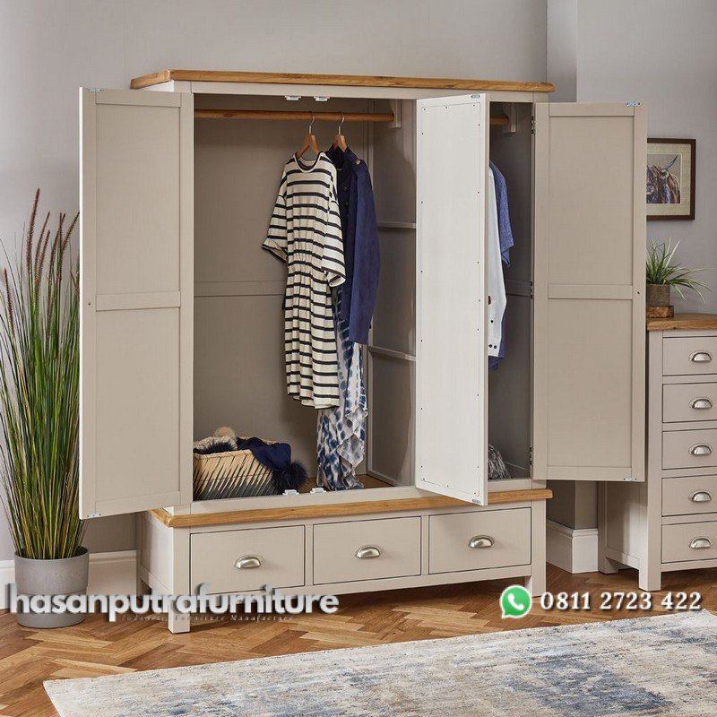 Lemari Pakaian Minimalis Terbaru Model 3 Pintu Cermin Hasan Putra Furniture Jepara - Indonesia Furniture 4 Lemari Pakaian Minimalis Terbaru Model 3 Pintu Cermin Hasan Putra Furniture Jepara - Indonesia Furniture - Gambar 4