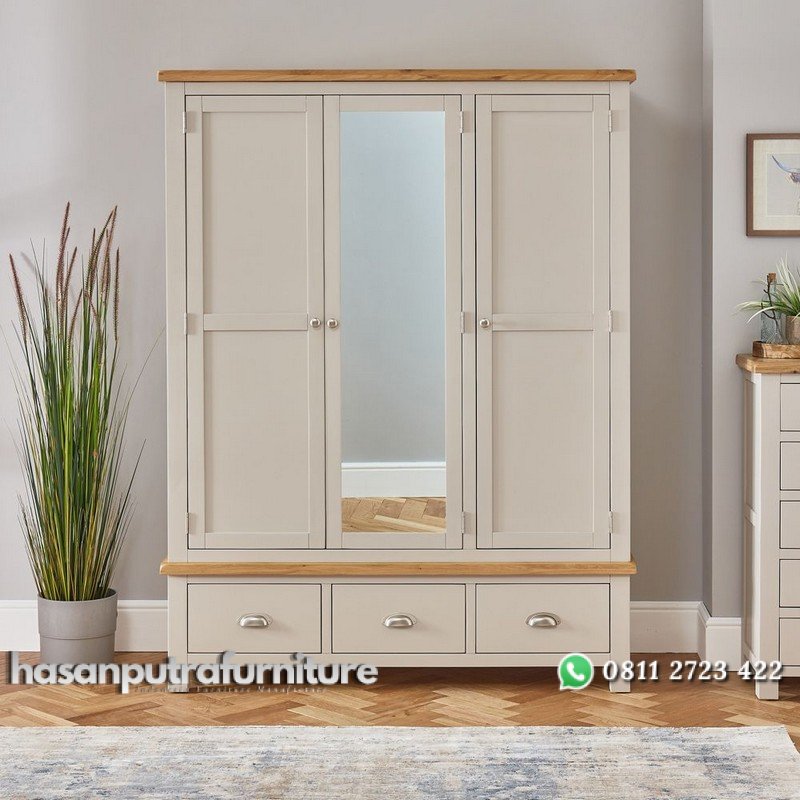 Lemari Pakaian Minimalis Terbaru Model 3 Pintu Cermin Hasan Putra Furniture Jepara - Indonesia Furniture 1 Lemari Pakaian Minimalis Terbaru Model 3 Pintu Cermin Hasan Putra Furniture Jepara - Indonesia Furniture